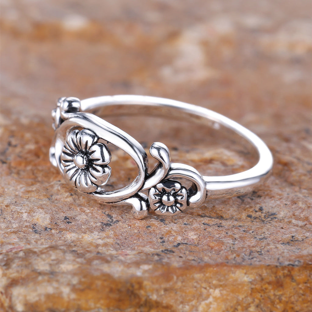 Vintage Bohemian Design Silver Plated Flower Ring