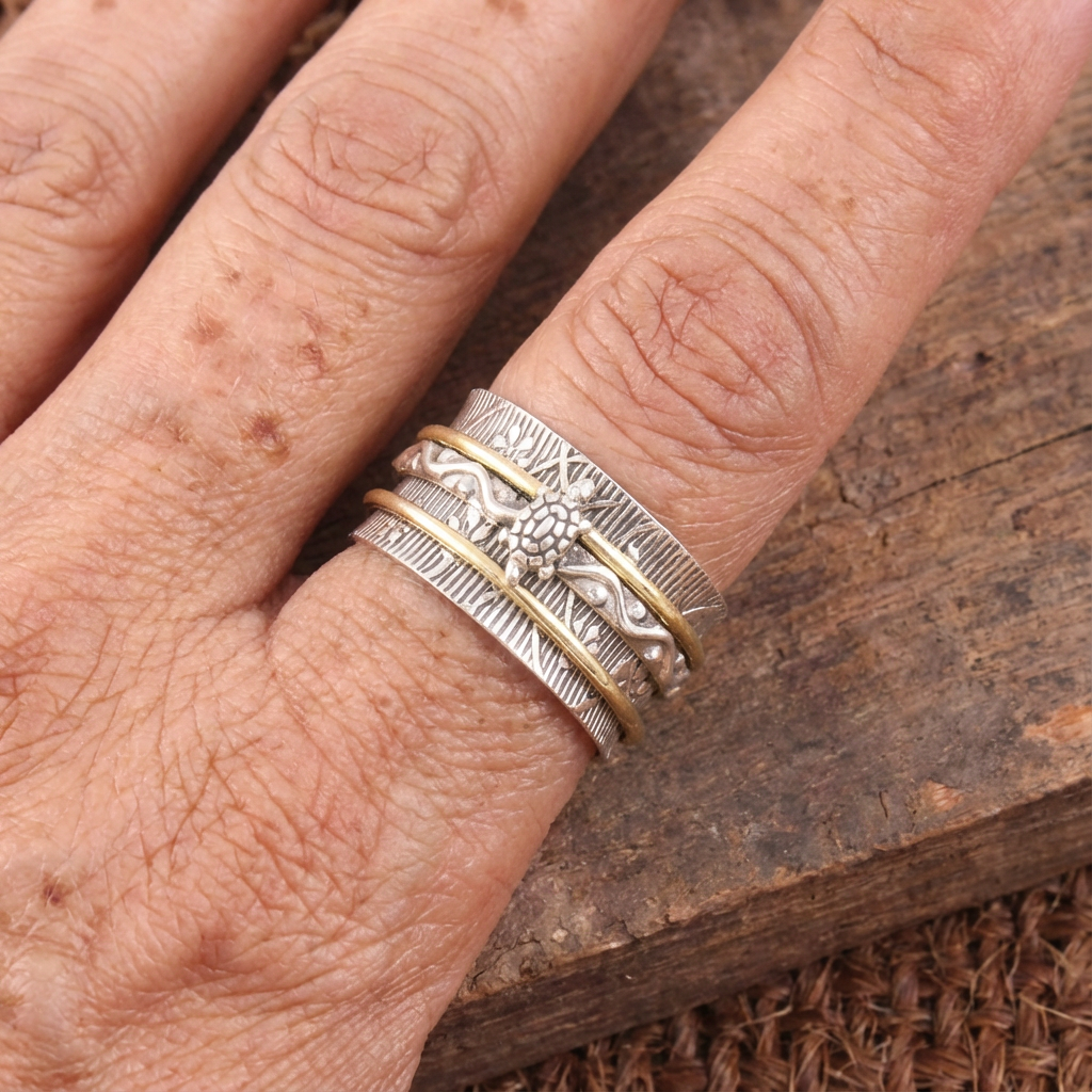 Vintage Turtle Silver Spinner Ring