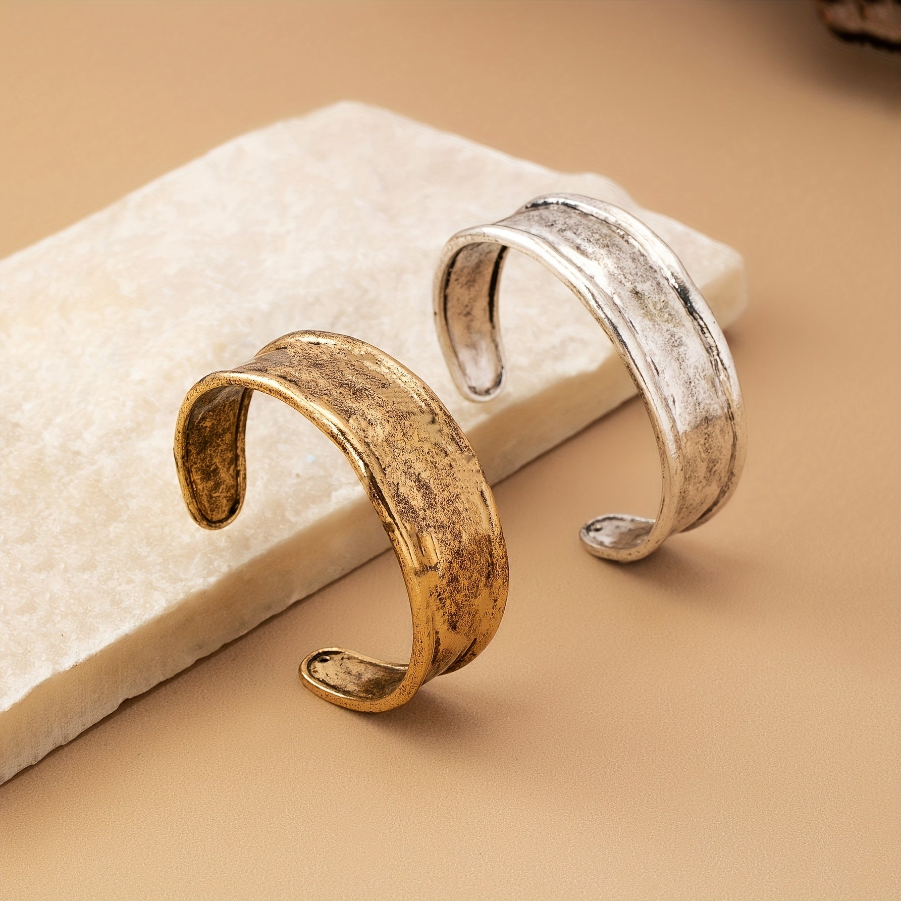 Vintage Style Minimalist Adjustable Zinc Alloy Open Bracelet