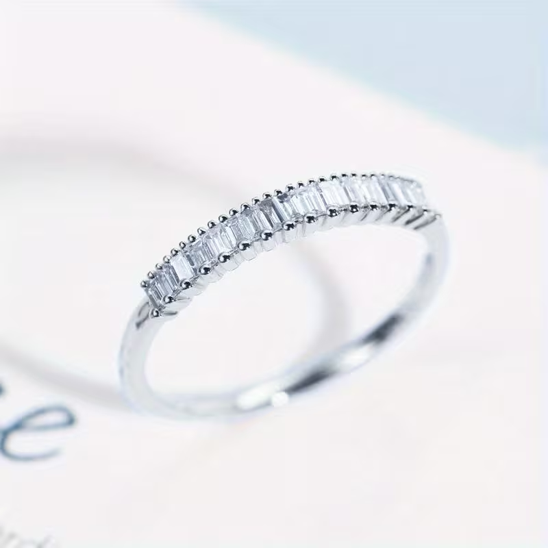 Inlaid Fine Zirconia Gold Ring